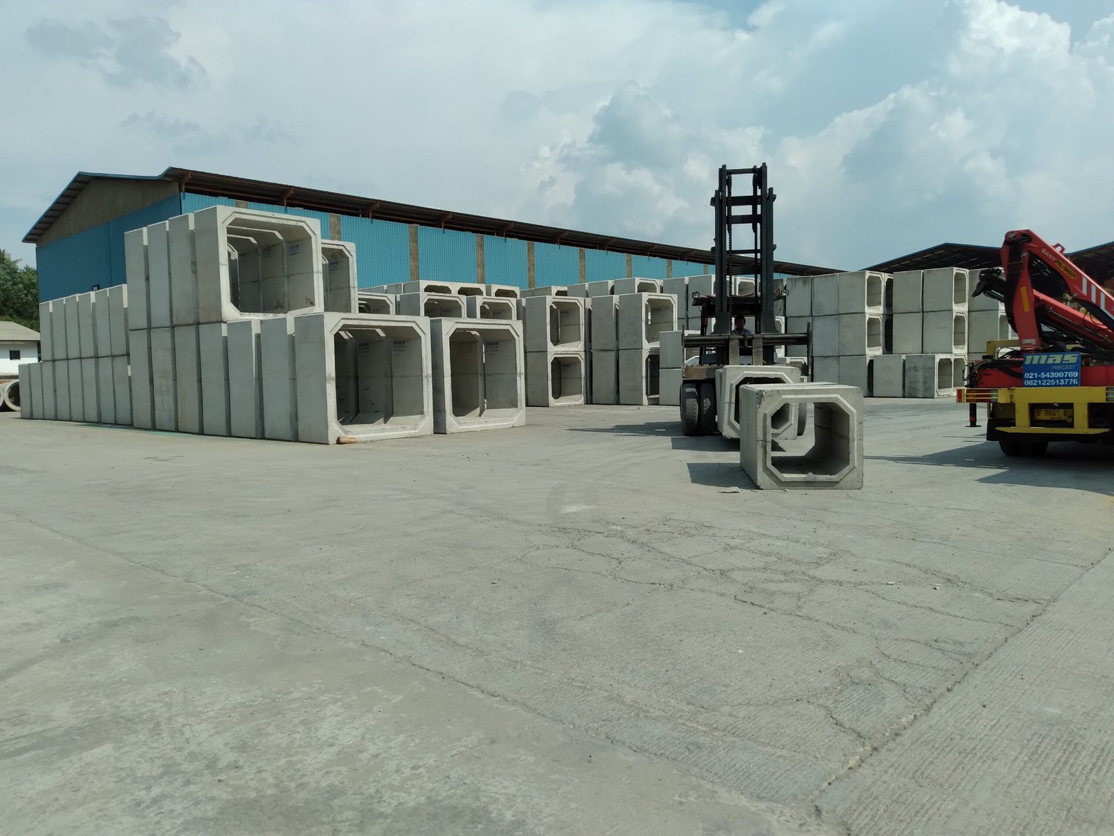 Supplier Panel Beton Precast Indonesia